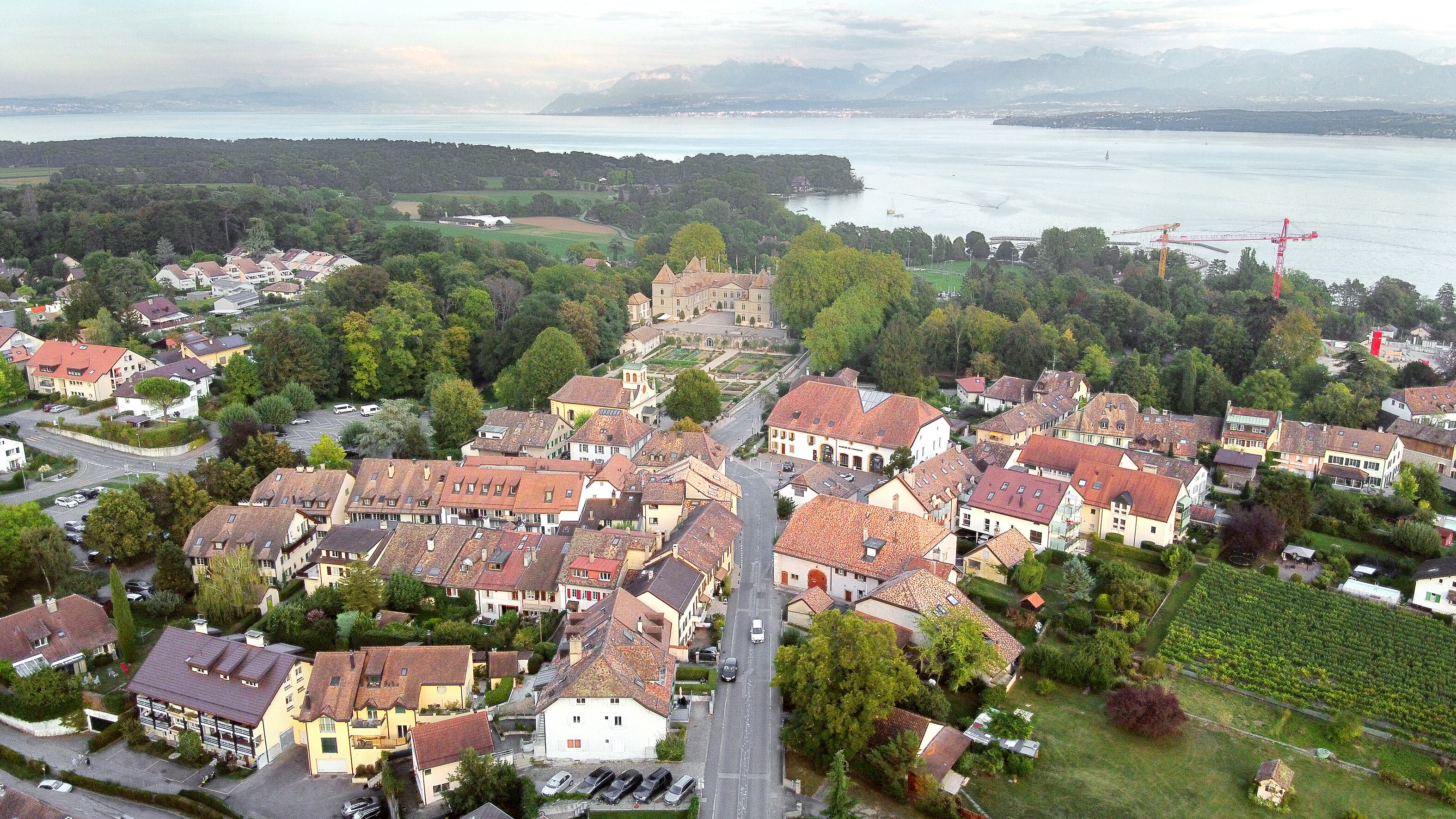 La commune vaudoise de Prangins reçoit le Prix Wakker 2021 de Patrimoine suisse